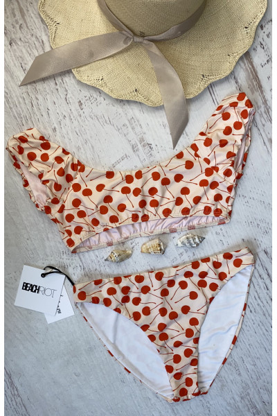 Купальник Emily Chelsea Beach Riot со спущенными плечами